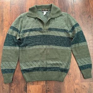 Grodins V-Neck Knit Collared long sleeve Sweater Olive Green